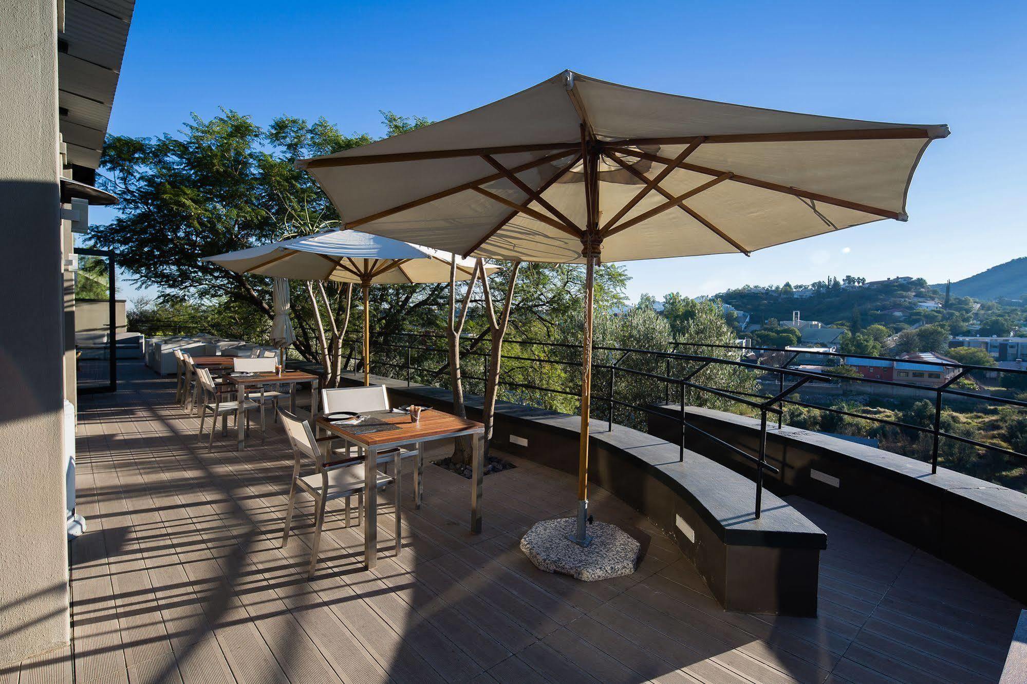 The Olive Exclusive All-Suite Hotel Windhoek Luaran gambar
