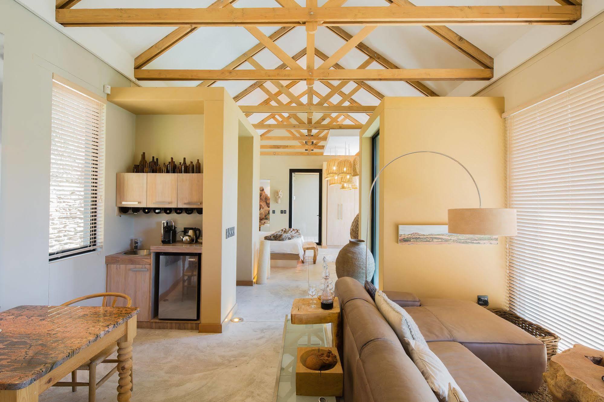 The Olive Exclusive All-Suite Hotel Windhoek Luaran gambar