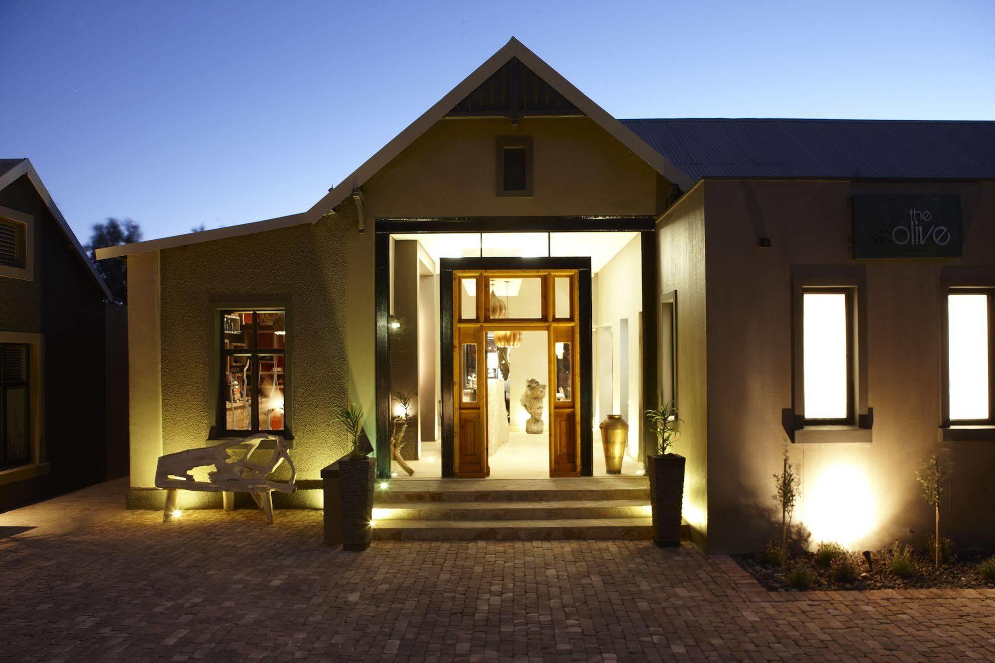 The Olive Exclusive All-Suite Hotel Windhoek Luaran gambar